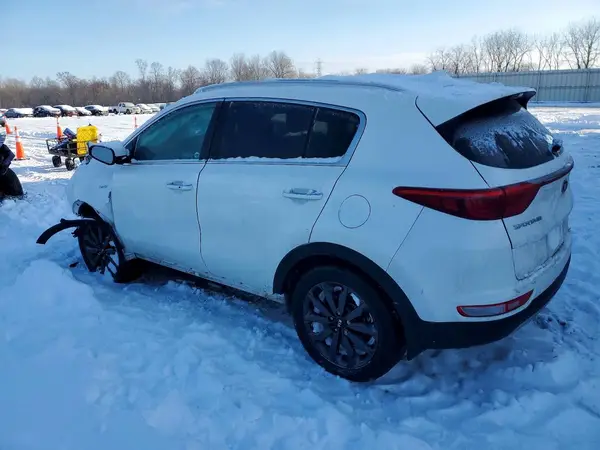 KNDPNCAC3J7451653 2018 KIA SPORTAGE - Image 2