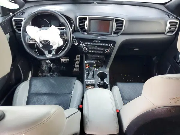 KNDPNCAC3J7451653 2018 KIA SPORTAGE - Image 8