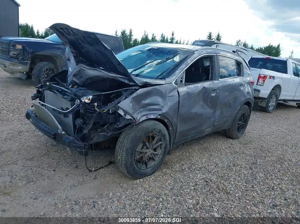 KNDPNCAC3K7504269 2019 KIA SPORTAGE - Image 2