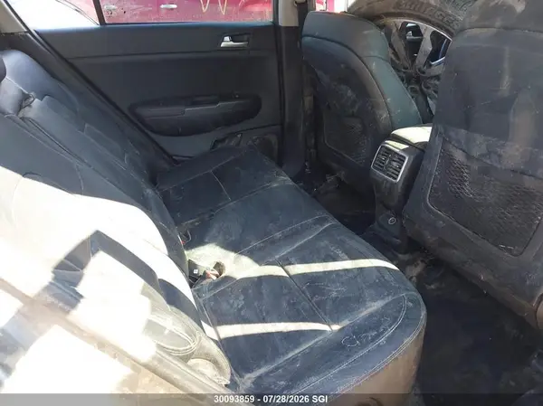 KNDPNCAC3K7504269 2019 KIA SPORTAGE - Image 8
