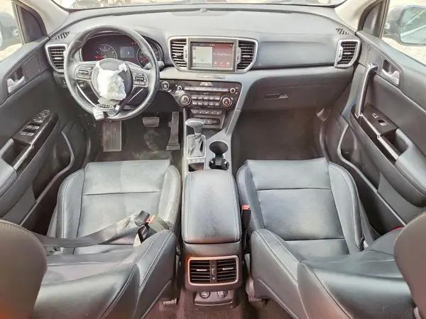 KNDPNCAC3K7540057 2019 KIA SPORTAGE - Image 8