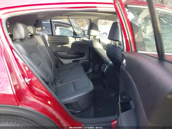 KNDPNCAC3K7541435 2019 KIA SPORTAGE - Image 8
