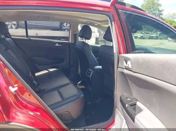 KNDPNCAC3K7572975 2019 KIA SPORTAGE - Image 8