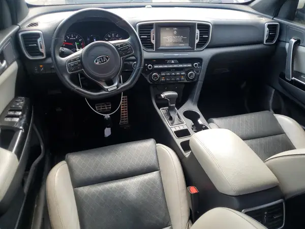 KNDPNCAC3K7575682 2019 KIA SPORTAGE - Image 8