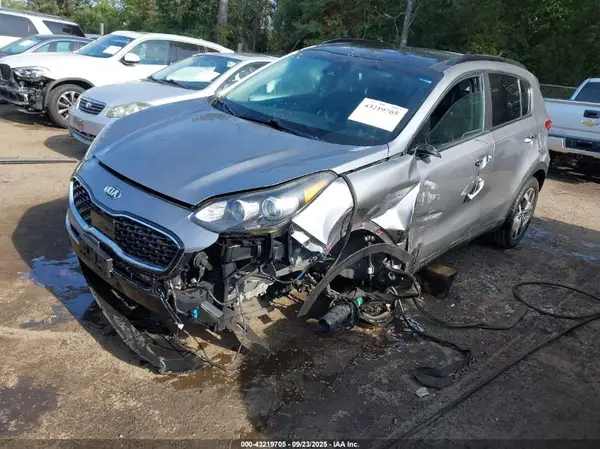 KNDPNCAC3M7909678 2021 KIA SPORTAGE - Image 2