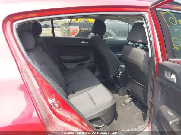 KNDPNCAC3N7003712 2022 KIA SPORTAGE - Image 8