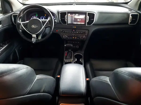KNDPNCAC4H7106416 2017 KIA SPORTAGE - Image 8