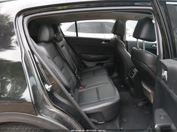 KNDPNCAC4H7111955 2017 KIA SPORTAGE - Image 8