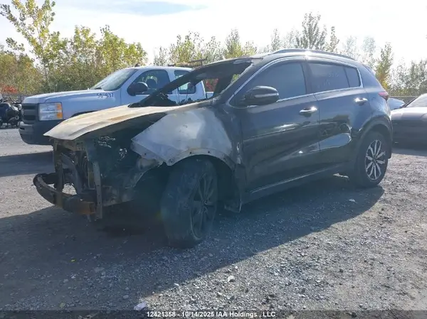 KNDPNCAC4H7117920 2017 KIA SPORTAGE - Image 2