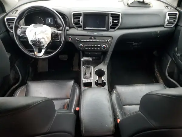 KNDPNCAC4H7142865 2017 KIA SPORTAGE - Image 8