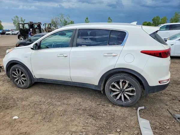KNDPNCAC4H7164879 2017 KIA SPORTAGE - Image 2