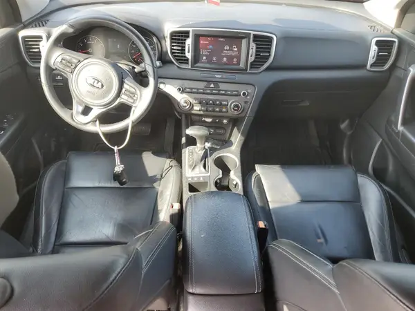 KNDPNCAC4H7183612 2017 KIA SPORTAGE - Image 8