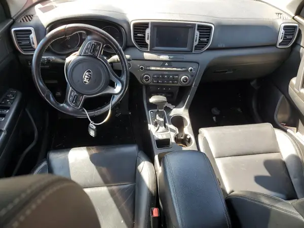 KNDPNCAC4H7201817 2017 KIA SPORTAGE - Image 8