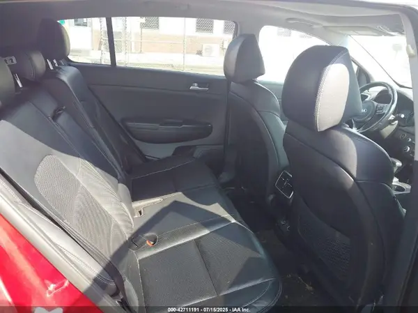 KNDPNCAC4H7222473 2017 KIA SPORTAGE - Image 8