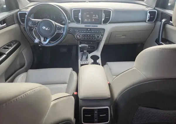 KNDPNCAC4H7229195 2017 KIA SPORTAGE - Image 8