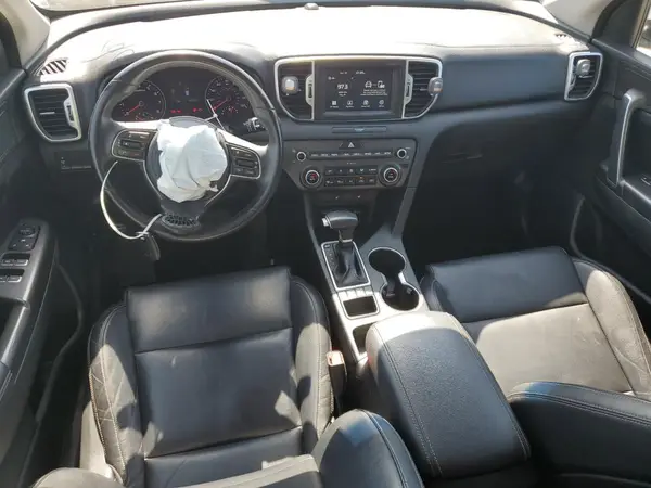 KNDPNCAC4H7245574 2017 KIA SPORTAGE - Image 8