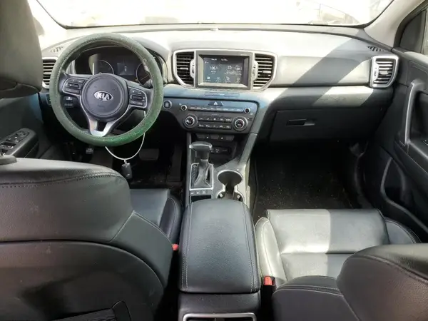 KNDPNCAC4H7245770 2017 KIA SPORTAGE - Image 8