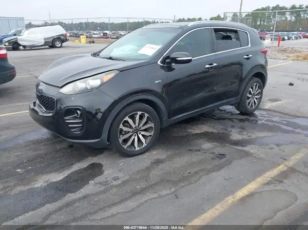 KNDPNCAC4H7259023 2017 KIA SPORTAGE - Image 2