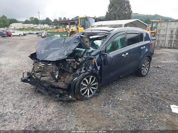 KNDPNCAC4H7267686 2017 KIA SPORTAGE - Image 2