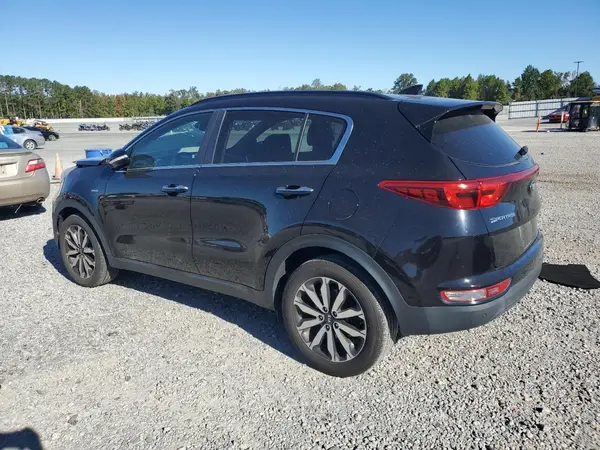 KNDPNCAC4J7303494 2018 KIA SPORTAGE - Image 2