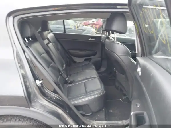 KNDPNCAC4J7316262 2018 KIA SPORTAGE - Image 8