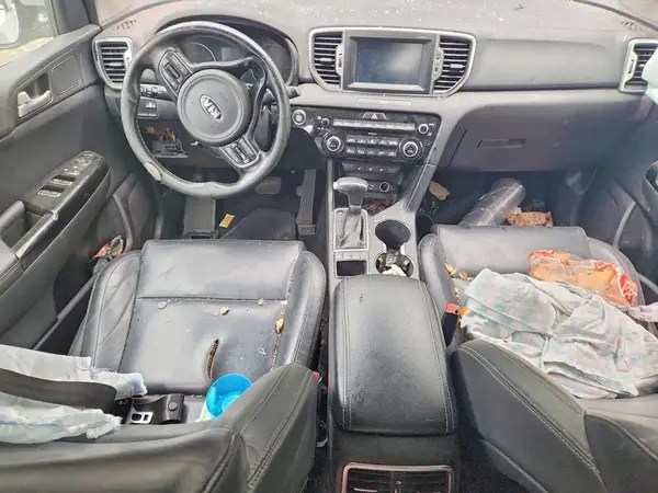 KNDPNCAC4J7365459 2018 KIA SPORTAGE - Image 8