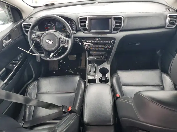 KNDPNCAC4J7389051 2018 KIA SPORTAGE - Image 8