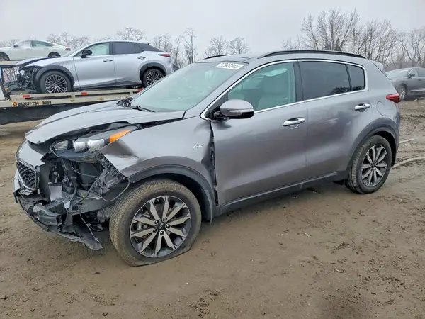 KNDPNCAC4J7400226 2018 KIA SPORTAGE - Image 1