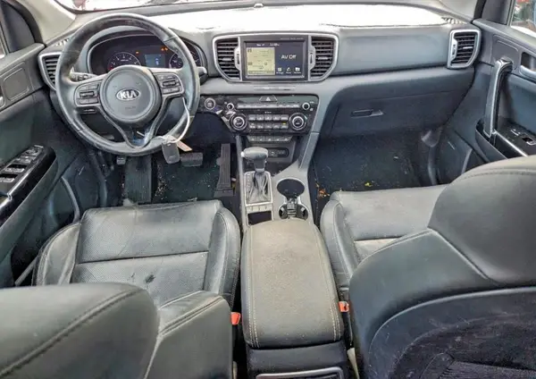 KNDPNCAC4J7400310 2018 KIA SPORTAGE - Image 8