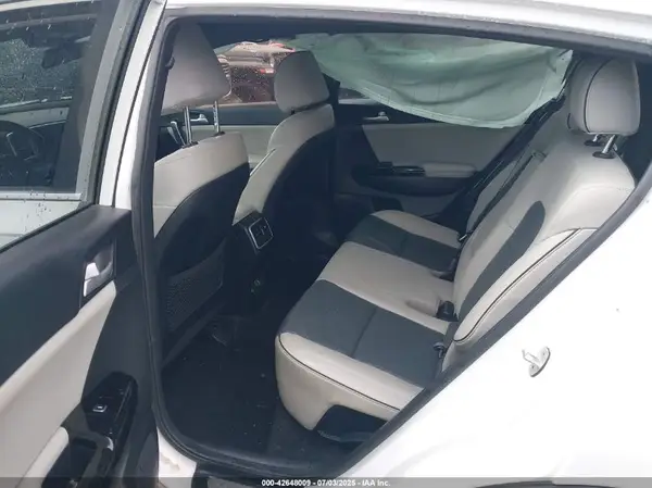 KNDPNCAC4J7409492 2018 KIA SPORTAGE - Image 8