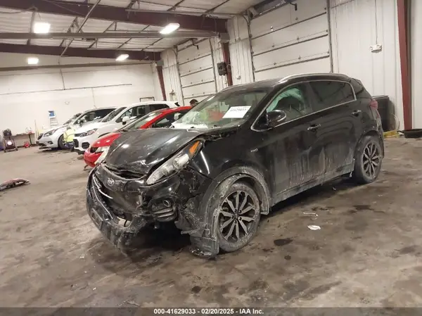 KNDPNCAC4J7422646 2018 KIA SPORTAGE - Image 2