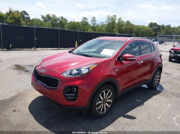 KNDPNCAC4J7465335 2018 KIA SPORTAGE - Image 2
