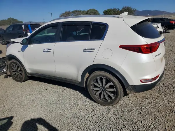 KNDPNCAC4J7477906 2018 KIA SPORTAGE - Image 2