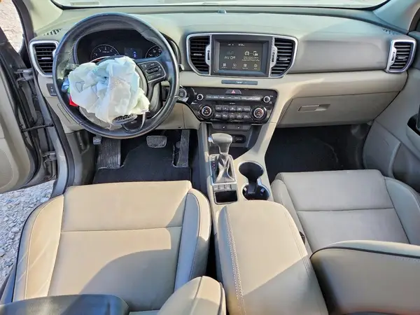 KNDPNCAC4K7598968 2019 KIA SPORTAGE - Image 8