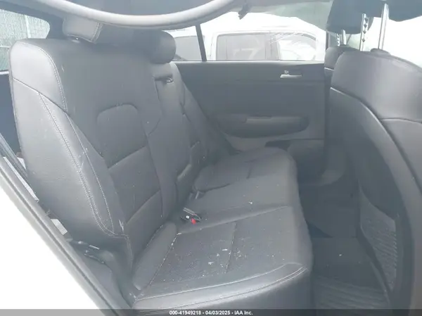 KNDPNCAC4M7868476 2021 KIA SPORTAGE - Image 8