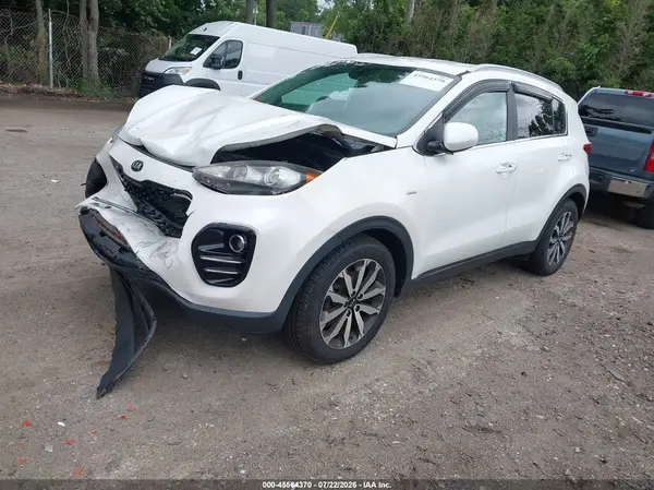 KNDPNCAC5H7037669 2017 KIA SPORTAGE - Image 2