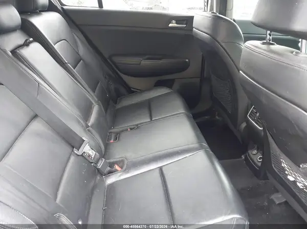KNDPNCAC5H7037669 2017 KIA SPORTAGE - Image 8