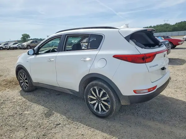 KNDPNCAC5H7049319 2017 KIA SPORTAGE - Image 2