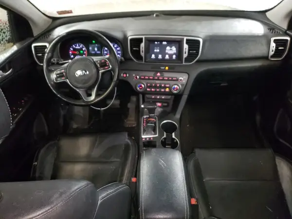 KNDPNCAC5H7104724 2017 KIA SPORTAGE - Image 8