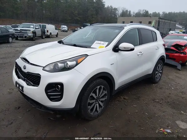 KNDPNCAC5H7106196 2017 KIA SPORTAGE - Image 2
