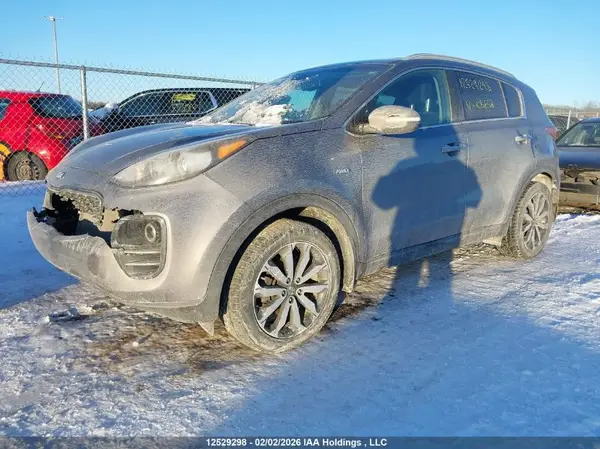 KNDPNCAC5H7108658 2017 KIA SPORTAGE - Image 2