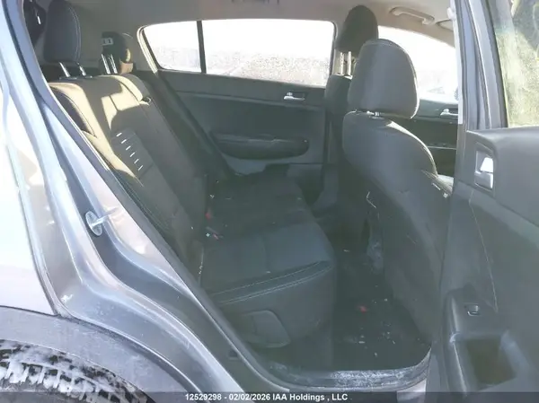 KNDPNCAC5H7108658 2017 KIA SPORTAGE - Image 8