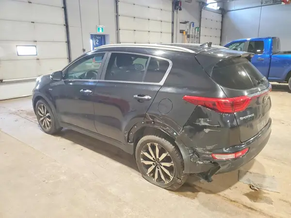 KNDPNCAC5H7117814 2017 KIA SPORTAGE - Image 2