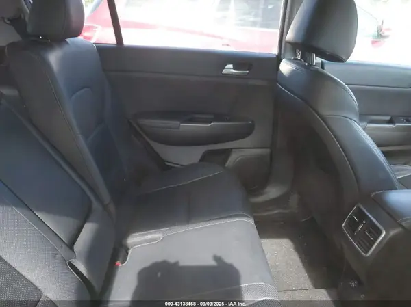 KNDPNCAC5H7144639 2017 KIA SPORTAGE - Image 8