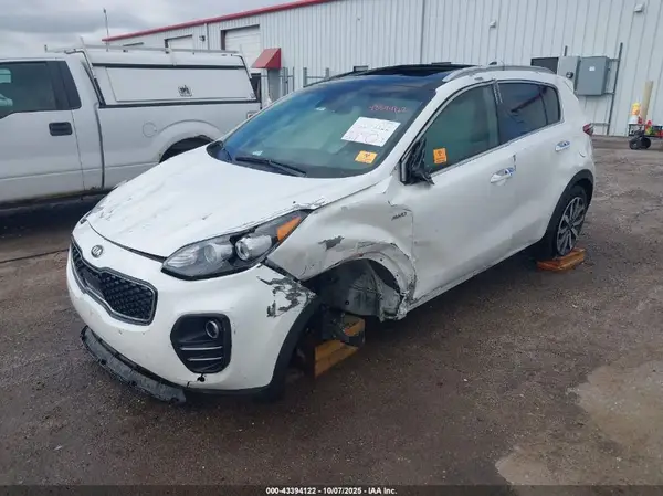 KNDPNCAC5H7155009 2017 KIA SPORTAGE - Image 2
