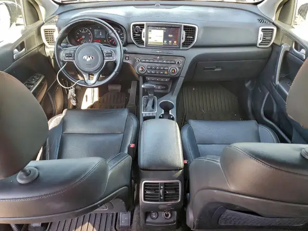 KNDPNCAC5H7172750 2017 KIA SPORTAGE - Image 8