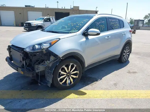 KNDPNCAC5H7181187 2017 KIA SPORTAGE - Image 2