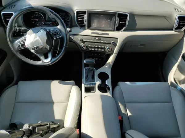 KNDPNCAC5H7189631 2017 KIA SPORTAGE - Image 8