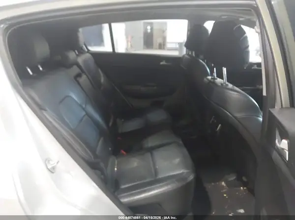 KNDPNCAC5H7265705 2017 KIA SPORTAGE - Image 8