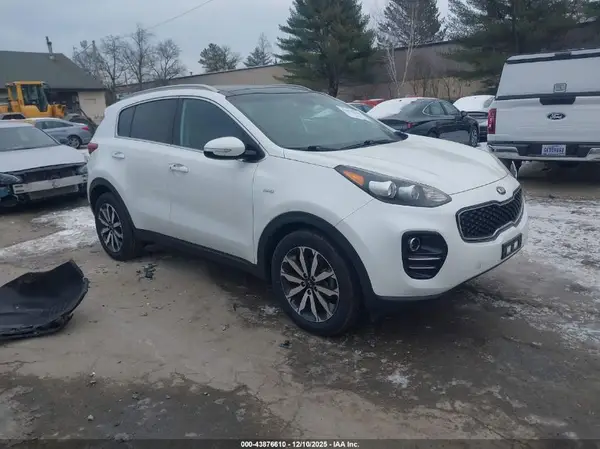 KNDPNCAC5H7268913 2017 KIA SPORTAGE - Image 1